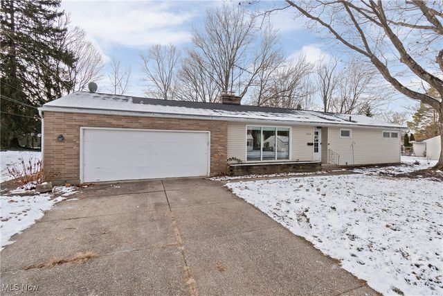 2426 Banbury Road, Akron, OH 44333