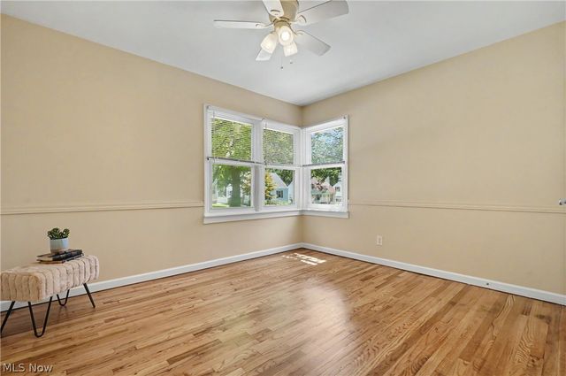 2554 23rd Street, Cuyahoga Falls, OH 44223