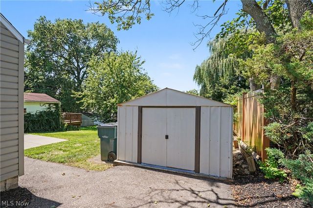 2554 23rd Street, Cuyahoga Falls, OH 44223