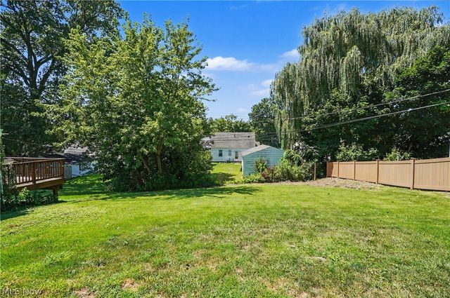 2554 23rd Street, Cuyahoga Falls, OH 44223