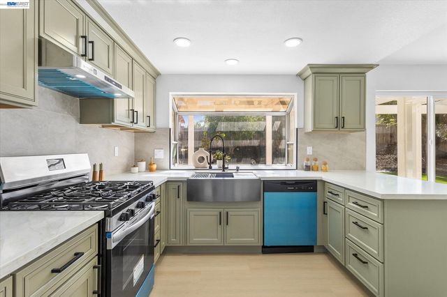 5144 CARRIAGE WAY, Antioch, CA 94531
