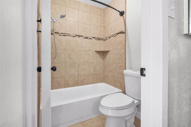 16911 Jane Lynn Lane, Houston, TX 77070