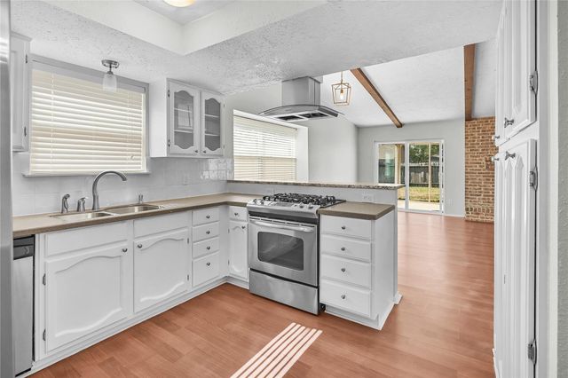 16911 Jane Lynn Lane, Houston, TX 77070