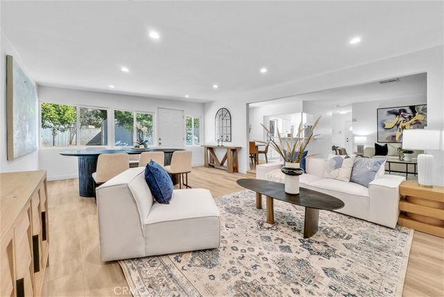1611 S 4th Avenue, Arcadia, CA 91006