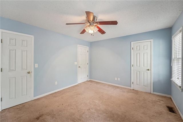 288 Hanover SE Circle, Calhoun, GA 30701