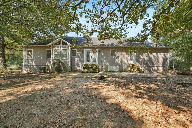288 Hanover SE Circle, Calhoun, GA 30701