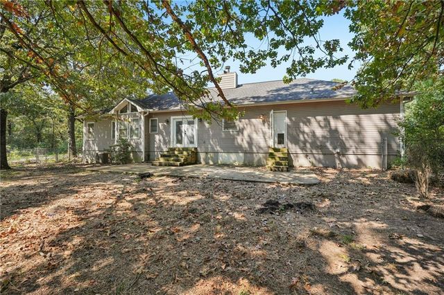 288 Hanover SE Circle, Calhoun, GA 30701