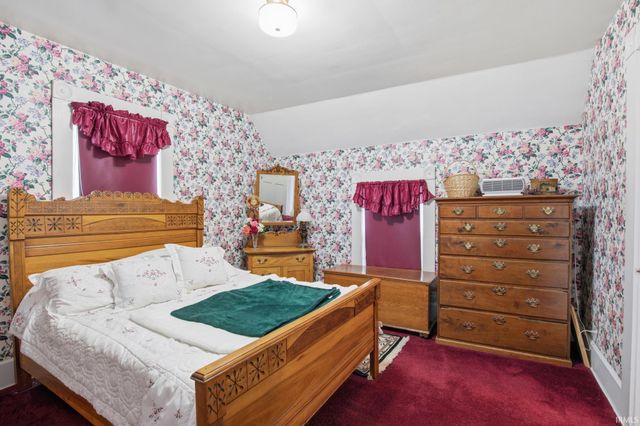 229 W Spencer Avenue, Marion, IN 46952