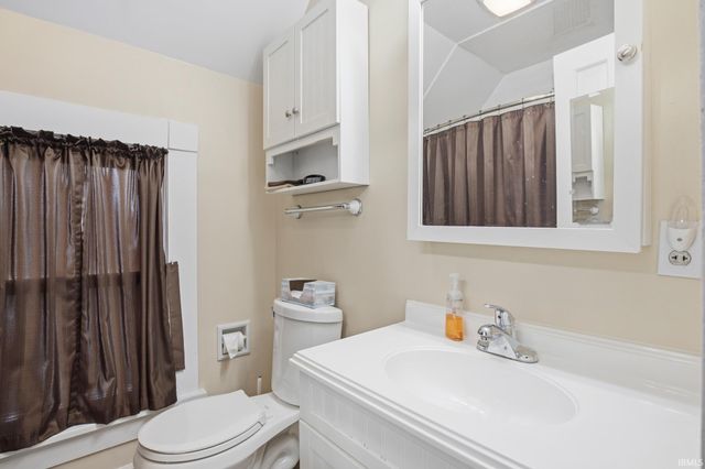 229 W Spencer Avenue, Marion, IN 46952