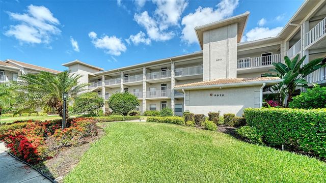 9610 CLUB SOUTH CIRCLE 4203, Sarasota, FL 34238