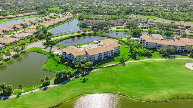 9610 CLUB SOUTH CIRCLE 4203, Sarasota, FL 34238
