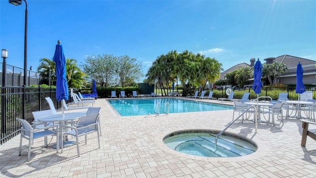 9610 CLUB SOUTH CIRCLE 4203, Sarasota, FL 34238