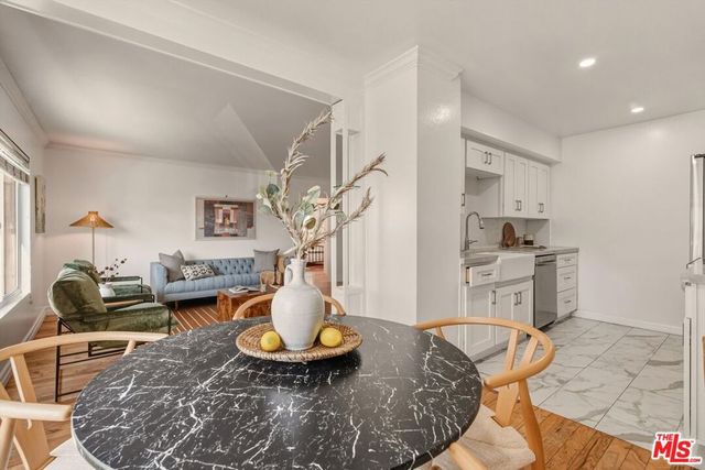 425 Idaho Avenue 10, Santa Monica, CA 90403