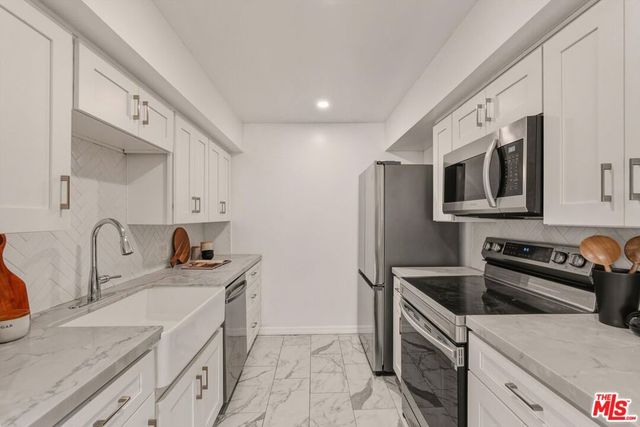 425 Idaho Avenue 10, Santa Monica, CA 90403