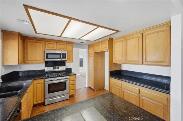 186 S Massachusetts, Lake Elsinore, CA 92530