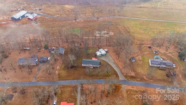 3915 Four C Place, Maiden, NC 28650