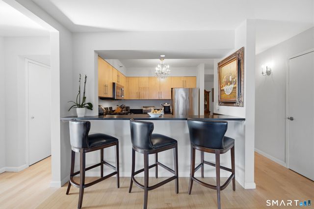 25 Forest Street 6L, Stamford, CT 06901