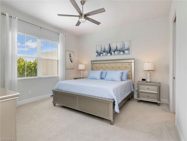 9225 Cayman DR, Naples, FL 34114
