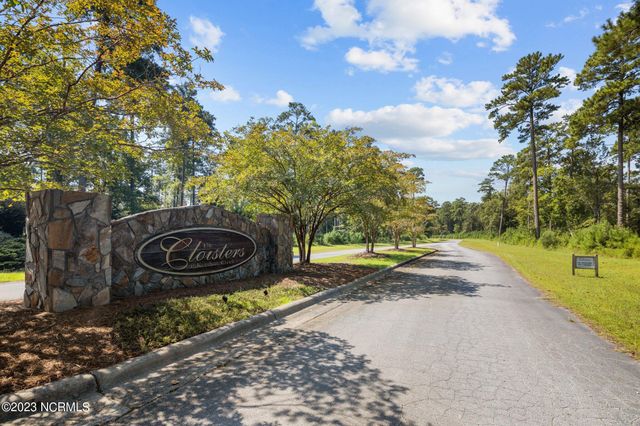 130 Queen Annes Court, Oriental, NC 28571