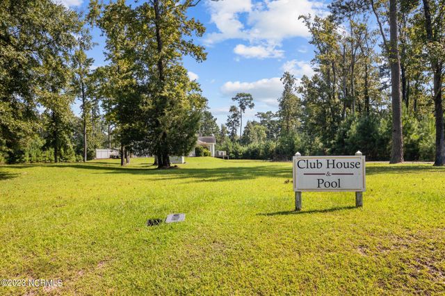 130 Queen Annes Court, Oriental, NC 28571