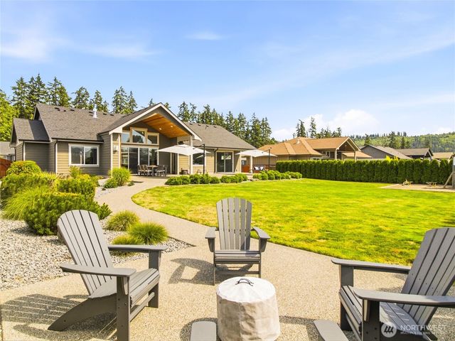 162 Mountain Crest Lane, Eatonville, WA 98328