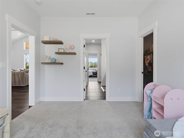 162 Mountain Crest Lane, Eatonville, WA 98328