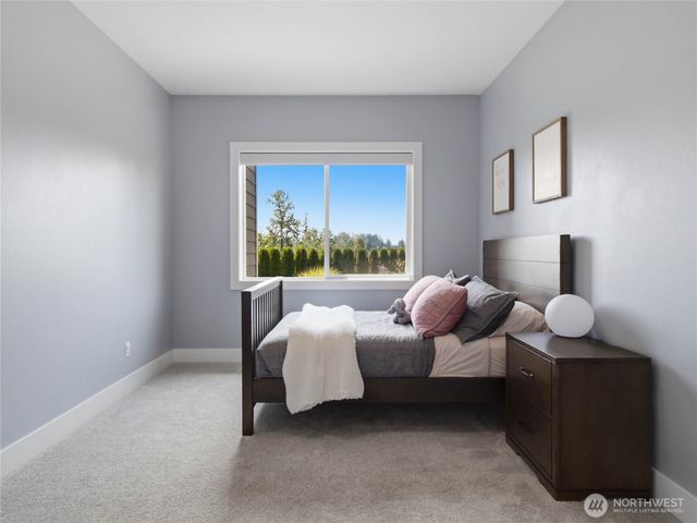 162 Mountain Crest Lane, Eatonville, WA 98328