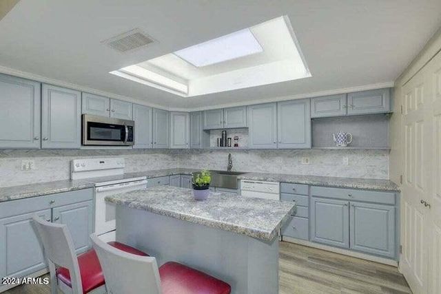 400 S Paladin Circle, Litchfield Park, AZ 85340