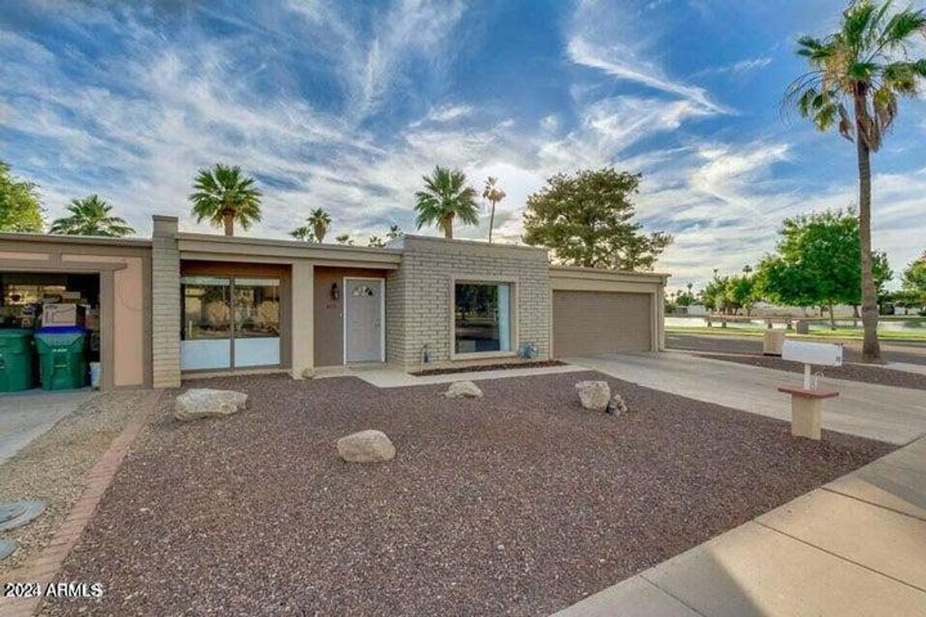 400 S Paladin Circle, Litchfield Park, AZ 85340