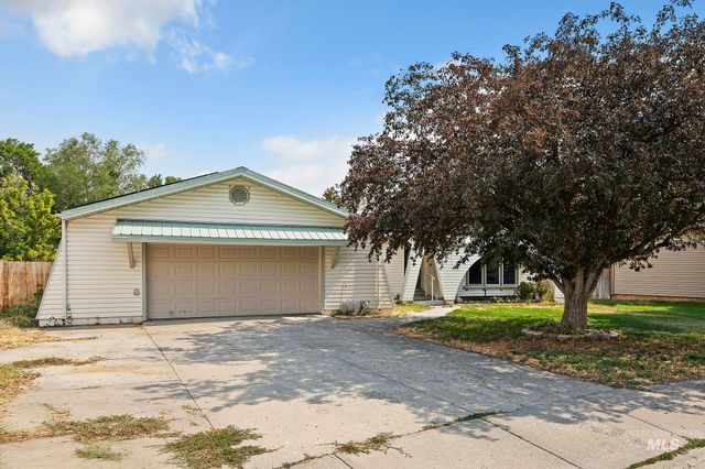 874 Eastwind Dr, Twin Falls, ID 83301