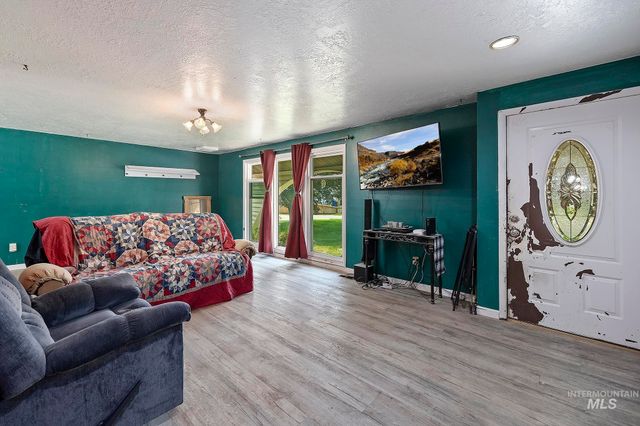 874 Eastwind Dr, Twin Falls, ID 83301