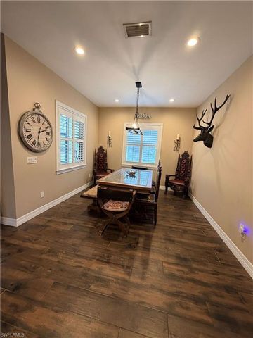 190 2nd ST SE, Naples, FL 34117