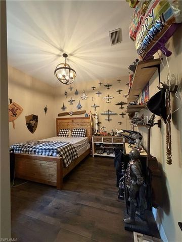 190 2nd ST SE, Naples, FL 34117