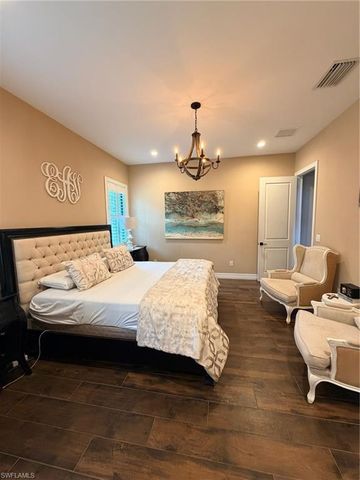 190 2nd ST SE, Naples, FL 34117