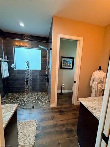 190 2nd ST SE, Naples, FL 34117