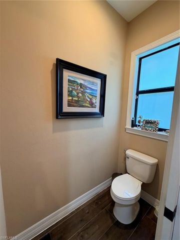 190 2nd ST SE, Naples, FL 34117