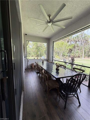 190 2nd ST SE, Naples, FL 34117