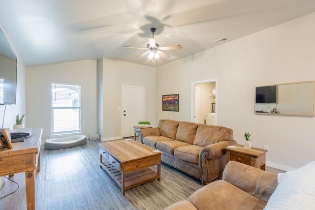 7429 32nd Street, Lubbock, TX 79407