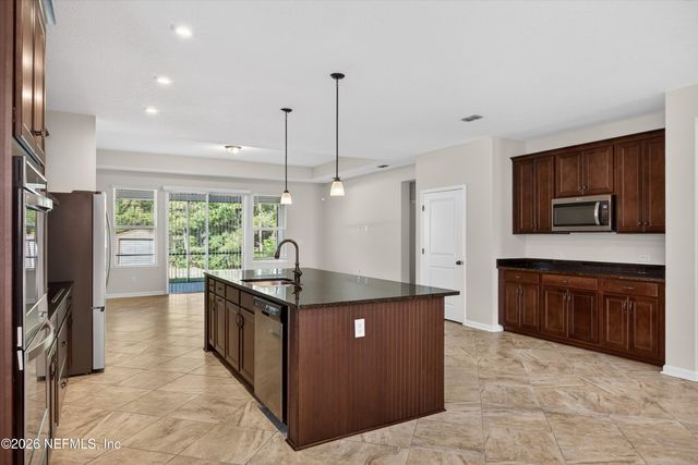 1486 PANTHER LAKE Parkway, Jacksonville, FL 32221