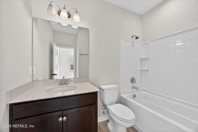 1486 PANTHER LAKE Parkway, Jacksonville, FL 32221