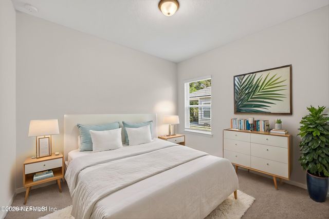 1486 PANTHER LAKE Parkway, Jacksonville, FL 32221