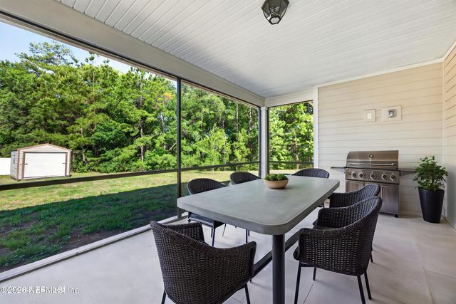 1486 PANTHER LAKE Parkway, Jacksonville, FL 32221