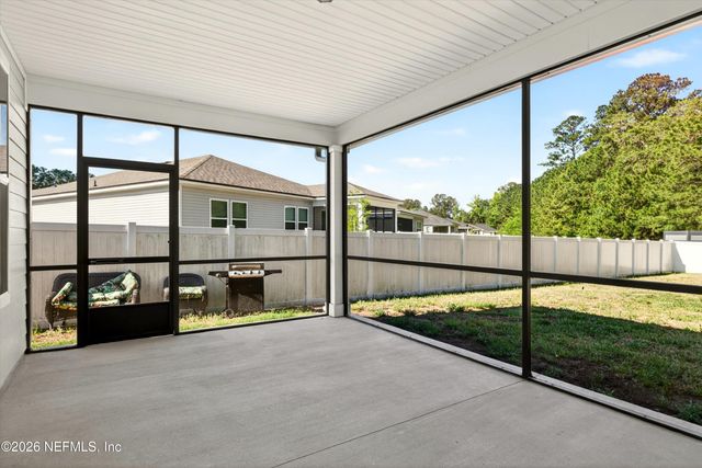 1486 PANTHER LAKE Parkway, Jacksonville, FL 32221