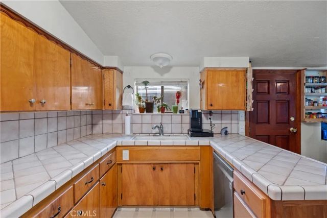 375 F Street, Tehama, CA 96090