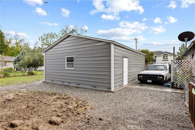 375 F Street, Tehama, CA 96090