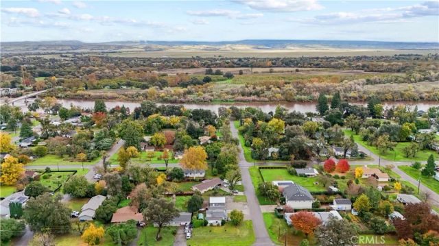 375 F Street, Tehama, CA 96090