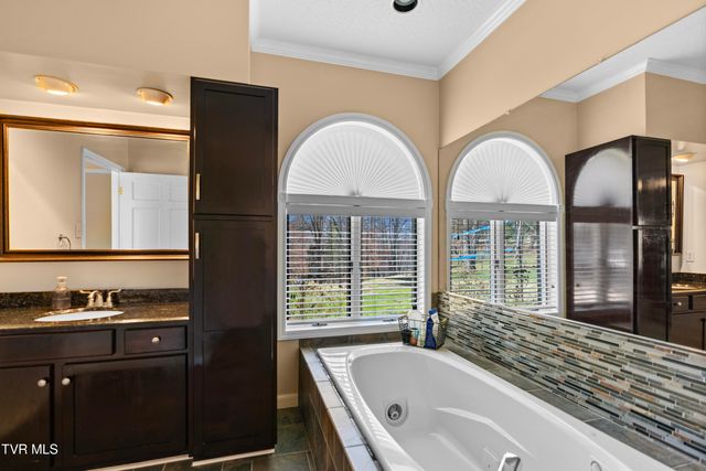 165 Fairway Drive, Greeneville, TN 37743