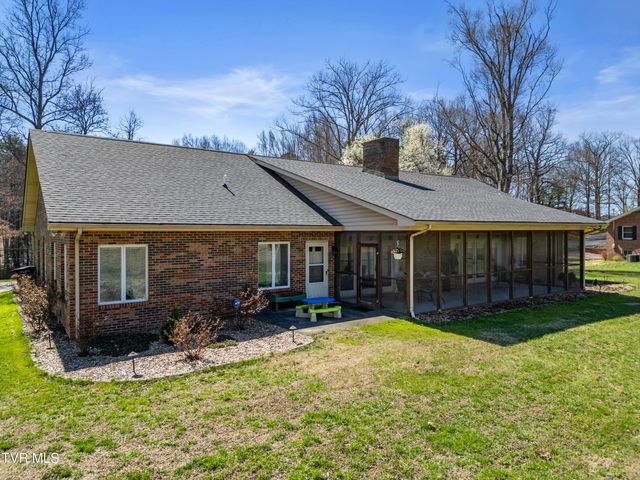 165 Fairway Drive, Greeneville, TN 37743