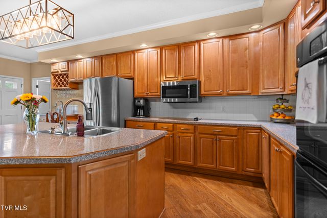 165 Fairway Drive, Greeneville, TN 37743