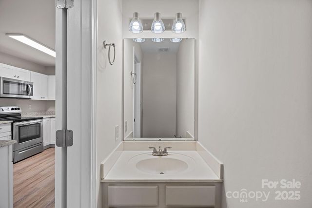 3016 Christian Scott Lane, Charlotte, NC 28214